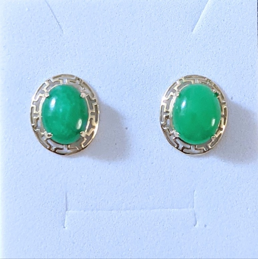 14k Solid Gold Jade Stud Earrings